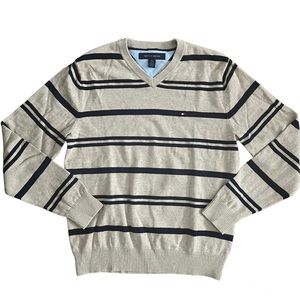 Men’s Signature TOMMY HILFIGER 100% Cotton V-Neck Sweater / Size XS